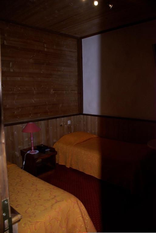 Hotel Le Relais De L'Abbaye Tournus Zewnętrze zdjęcie