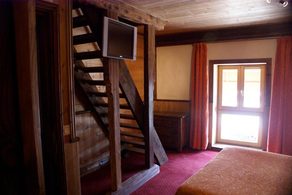 Hotel Le Relais De L'Abbaye Tournus Pokój zdjęcie
